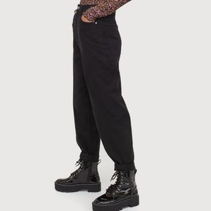 NWOT H&M Loose Fit High Waist Twill Mom Jeans/Pants